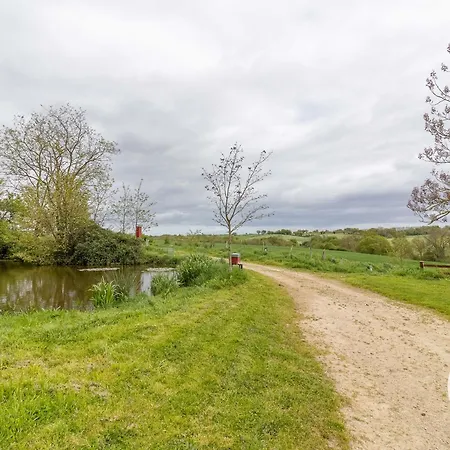 Confortable 2 Avec Jardin, Animaux Admis, Wifi, Parking - Fr-1-622-80 Vihiers