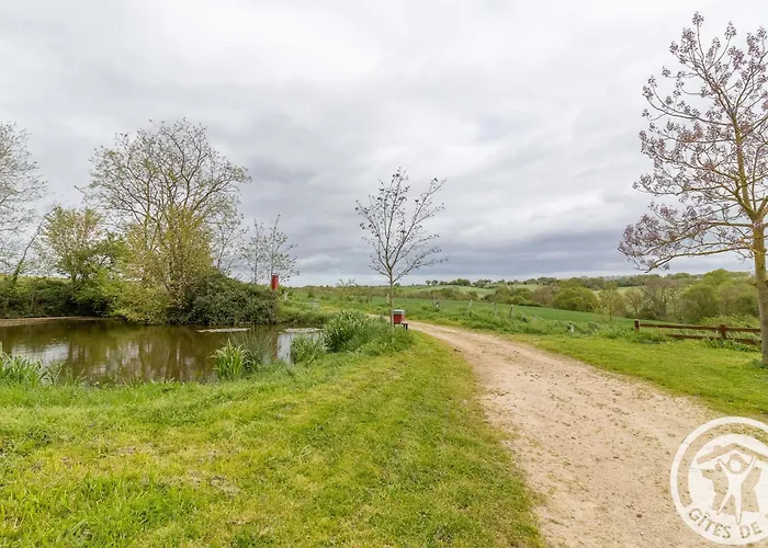 Confortable 2 Avec Jardin, Animaux Admis, Wifi, Parking - Fr-1-622-80 Vihiers